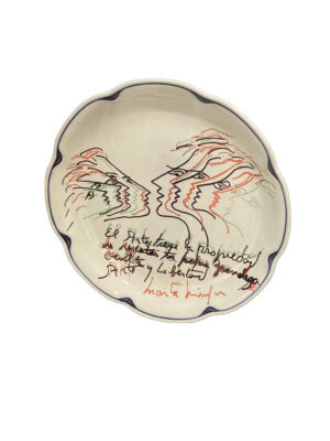 Marta Minujín - Perfiles